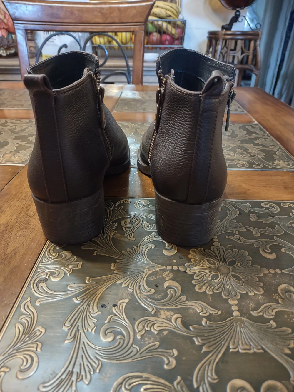 Kenneth Cole Chocolate Brown Leather Double Side-Zip Ankle Booties NWOT Sz 9